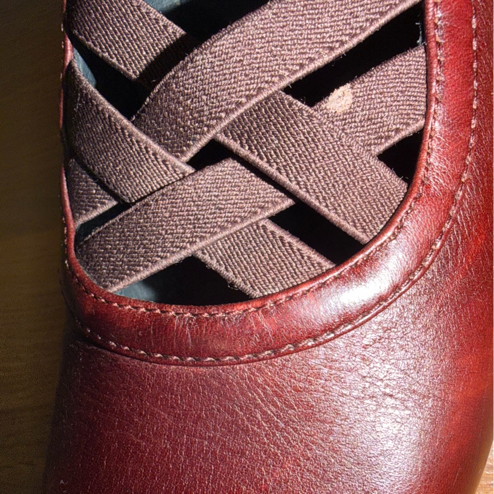 Dansko Women's Tilda Burgundy Leather Strappy Mary Jane Clogs Sz 41 US 10.5, 11 - Picture 5 of 9